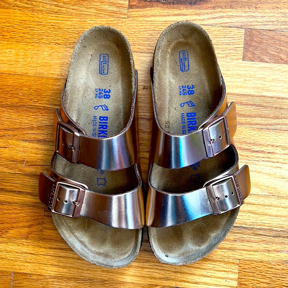 Rose Gold Metallic Arizona Birkenstock Size 38